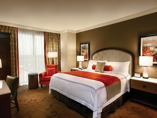 L'Auberge Baton Rouge image 15